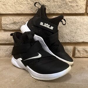 Nike LeBron Soldier 12, Like New!